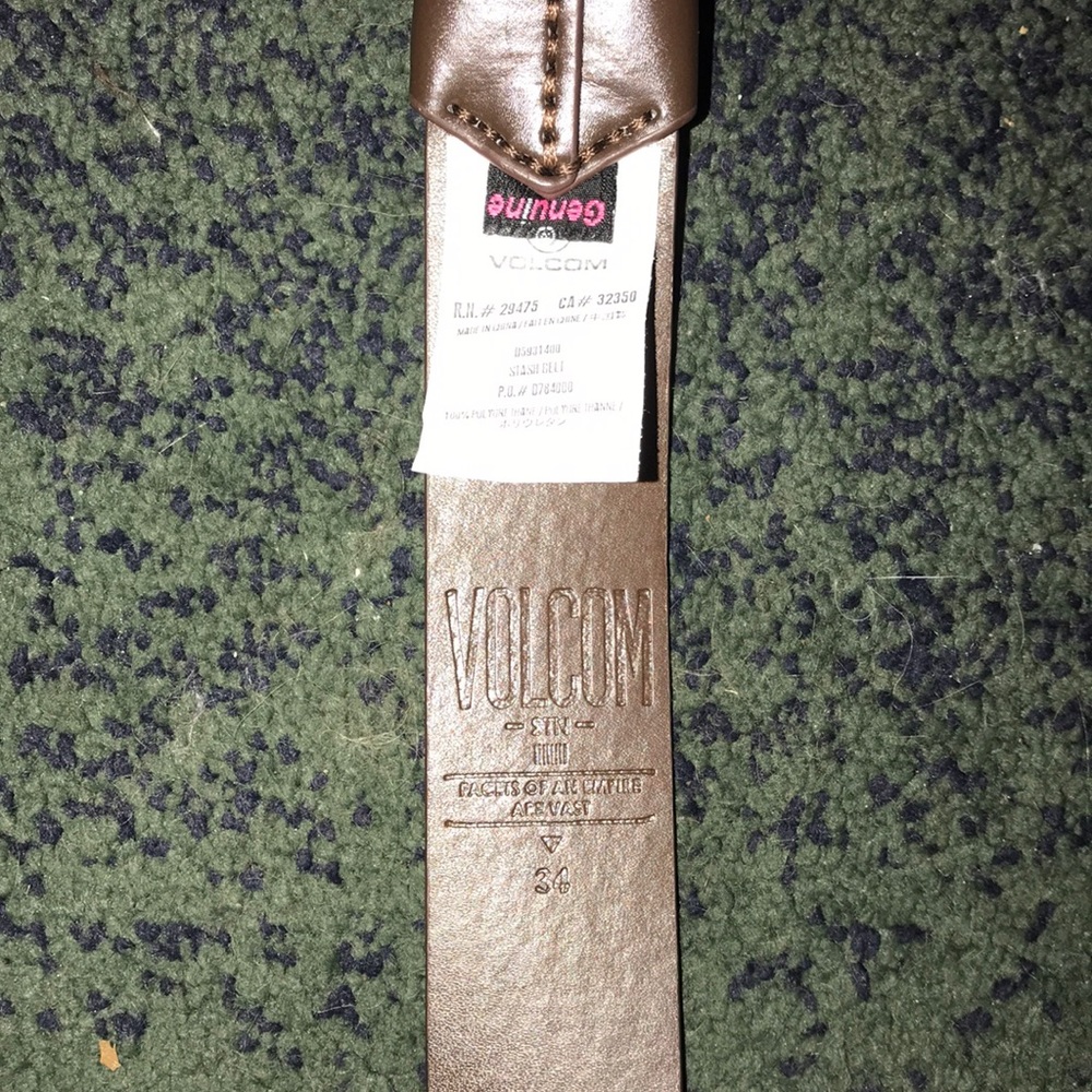 Men’s Volcom Stash belt 34 NWT - Picture 4 of 4